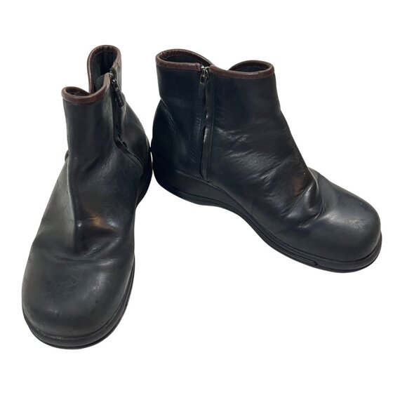 Dansko women's boots 41 US 10.5-11 black leather side zip round toe 1.75" heel - Picture 2 of 10